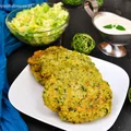 PLACUSZKI Z KASZY JAGLANEJ I SZPINAKU (263 KCAL)