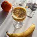 Koktajl bananowo-pomarańczowy z nasionami lnu