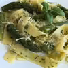 Makaron z pesto i szparagami