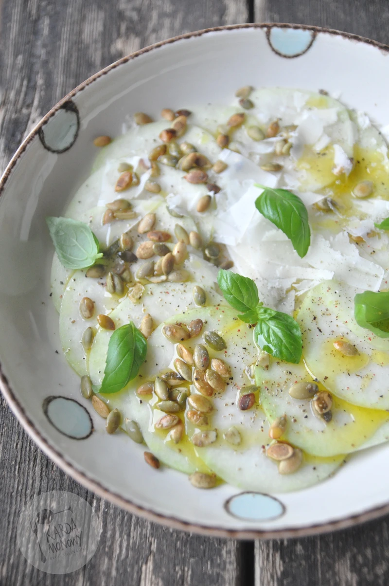 Carpaccio z kalarepy
