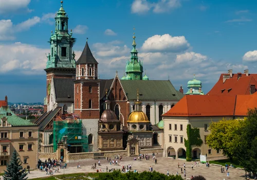 Rewolucja na polskich drogach! Od 2026 kierowcy tych aut zapłacą za wjazd do tego kluczowego miasta