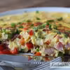 Omlet na słono z papryką i szynką