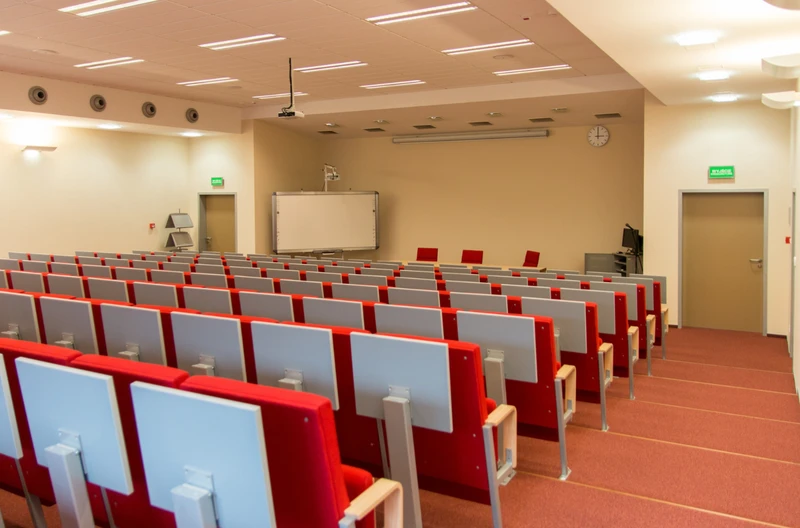 Do 4400 złotych dofinansowania studiów! Sprawdź, kto może skorzystać i jak złożyć wniosek!