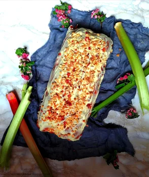 Ciasto rabarbarowe (na jogurcie i oleju)