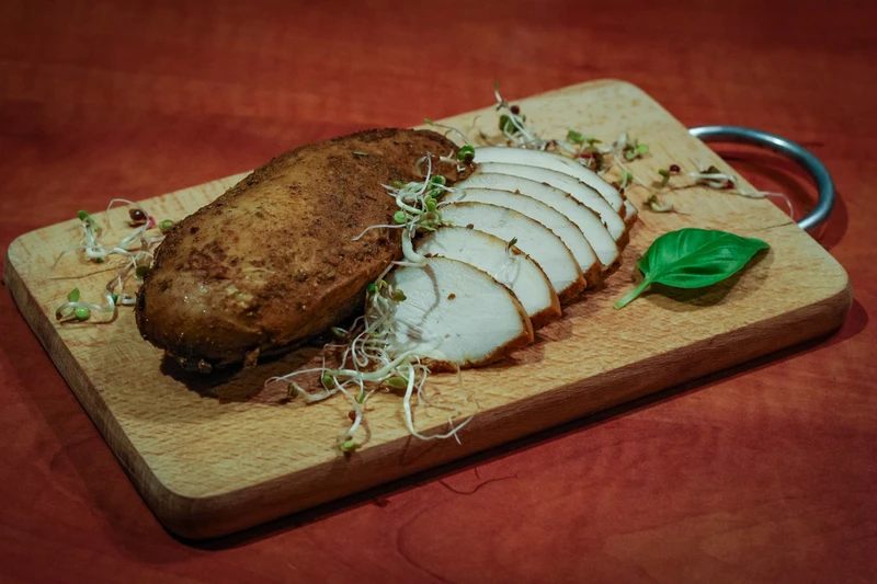 Pieczony filet kurczaka na kanapki