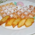 Gofry waniliowe z karmelizowanymi jabłkami