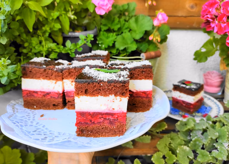 Delicja serowo – wiśniowa.