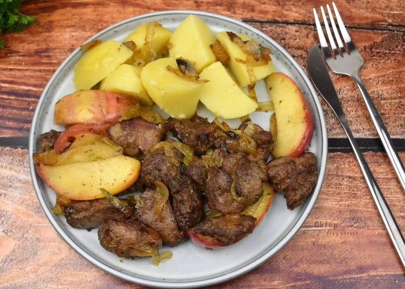 Wątróbka drobiowa - Chłop przy garach