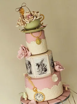 Tort ślubny- Alicja w krainie czarów