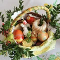 Czego NIE powinniśmy wkładać do koszyczka wielkanocnego? Lista rzeczy zakazanych