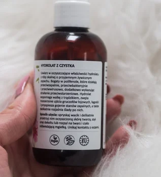 Hydrolat do twarzy - jak go odpowiednio dobrać?