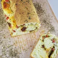 Hit imprezy - Serowy chlebek z pesto, suszonymi pomidorami!