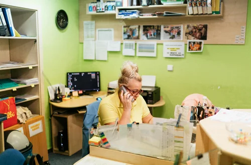 Rewolucja w rejestracji do lekarzy NFZ! Koniec z wiszeniem na telefonie i szybsze wizyty