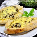 PSZENNO-ŻYTNIE PIZZERINKI Z PIECZARKAMI