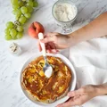 Zdrowy omlet z brzoskwiniami