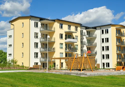 Od 900 do 1800 złotych co miesiąc na mieszkanie! Ci Polacy skorzystają ze świadczenia i zwrotu kosztów dojazdu