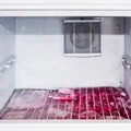 6 tricków na śmierdzącą lodówkę
