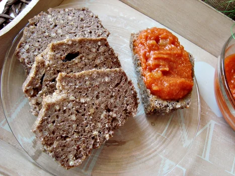 Chlebek gryczany domowy, bezglutenowy, 3 składniki