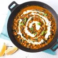 Curry z ciecierzycą i szpinakiem