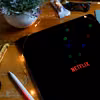 Te filmy Netflixa wprowadzą Cię w gwiazdkowy nastrój
