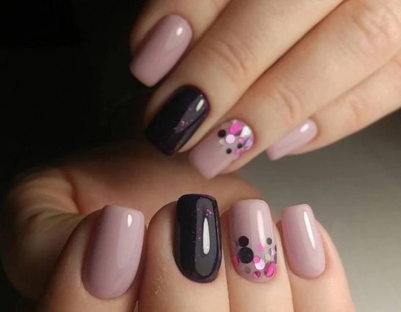 Delikatny manicure