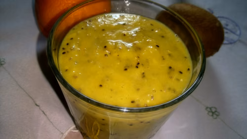 Koktajl owocowy z nasionami chia