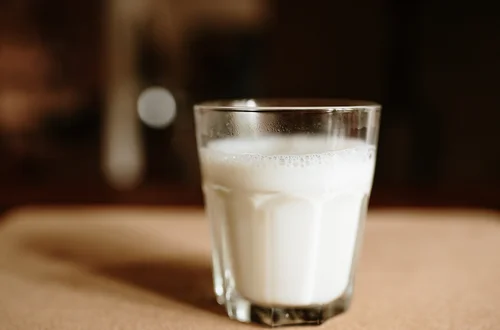 Ten produkt nawadnia lepiej niż woda! Każdy z nas ma go w domu!