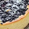 sernik waniliowy z mascarpone i jagodami