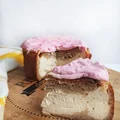 Zdrowy sernik w cieście bananowym bez cukru