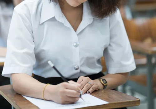 Nowy język na egzaminie maturalnym już w roku szkolnym 2025/2026! Wprowadzono 2 rozporządzenia