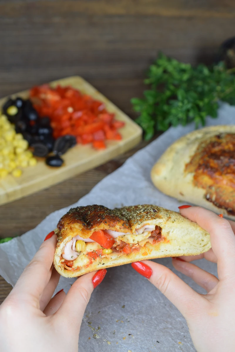 Calzone z szynką