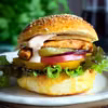 Burger z polędwiczką z kurczaka