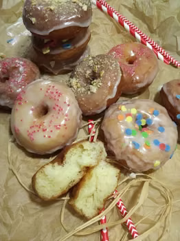 DONATY PĄCZKI Z DZIURKĄ