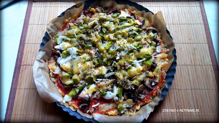 PIZZA na jaglanym spodzie (bez drożdży)