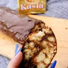 Czekoladowe ciasto z wariacjami w środku