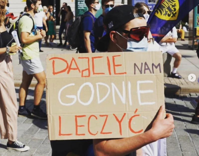 Protest medyków: Niemieckie szpitale rekrutują pracowników podczas strajku.