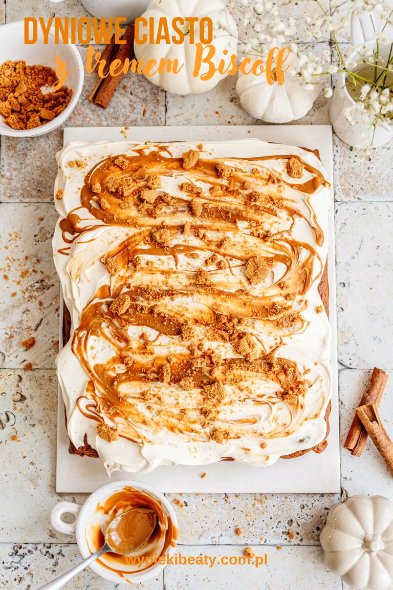 Dyniowe ciasto z kremem Biscoff