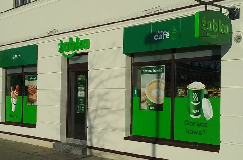 Żabka ostrzega przed niebezpiecznym produktem! Zwróć go do sklepu!
