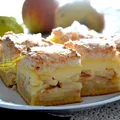 szarlotka z budyniem i kokosową bezą