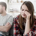 Czym jest szantaż emocjonalny? Jak go rozpoznać i się bronić?