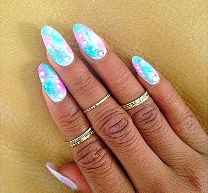 Super wiosenny manicure