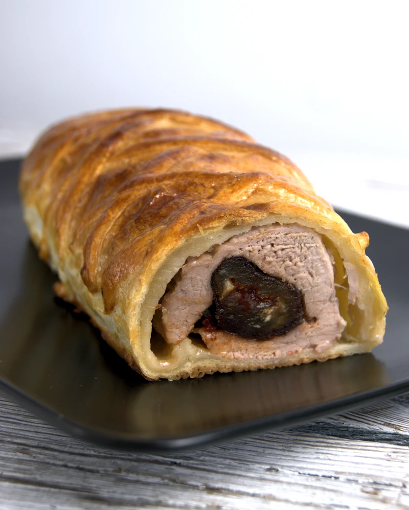 Polędwiczka wieprzowa pieczona w cieście