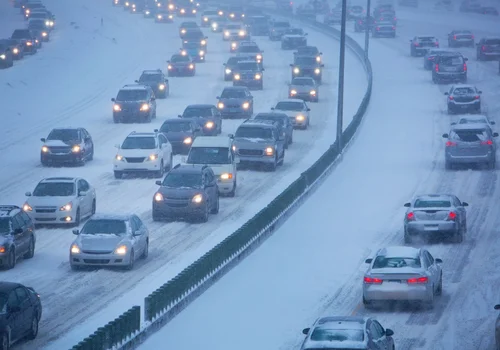 Pierwszy atak zimy 2025/2026 coraz bliżej! IMGW ostrzega przed gwałtowną zmianą pogody
