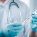 Podano konkretne daty odnośnie szczepień na COVID
