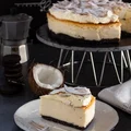 Sernik kokosowy na spodzie z ciastek Oreo