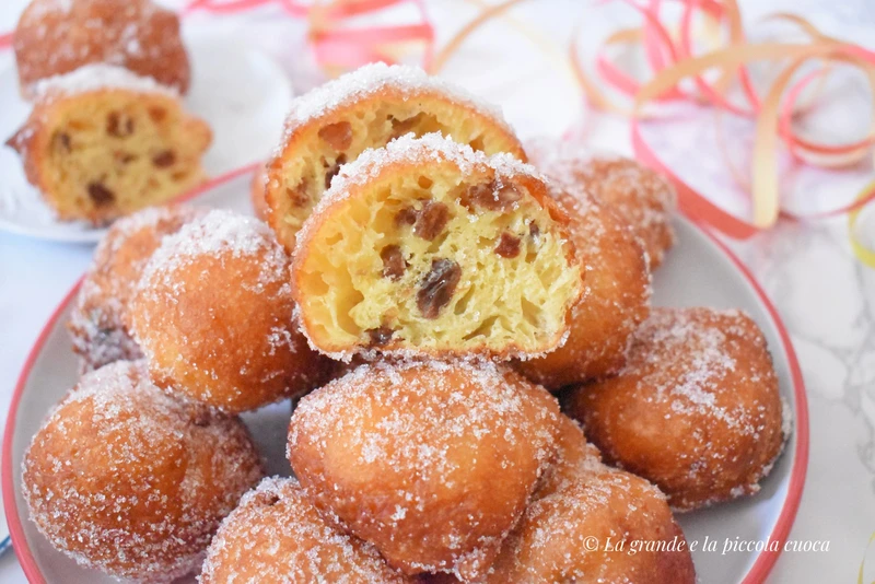 Weneckie pączki karnawałowe "Fritole veneziane"
