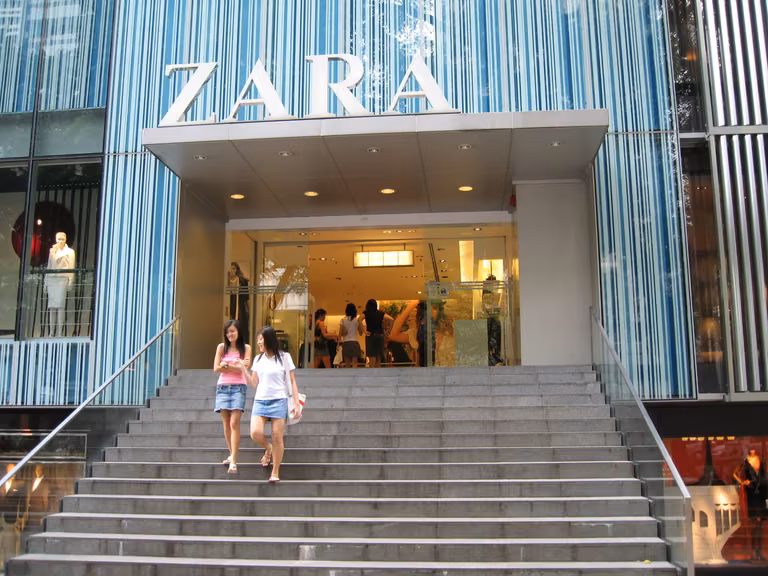 Zara wprowadza rewolucyjną usługę! Znana sieć odzieżowa odgapiła od TikToka?