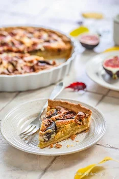 Tarta z frangipanem i figami