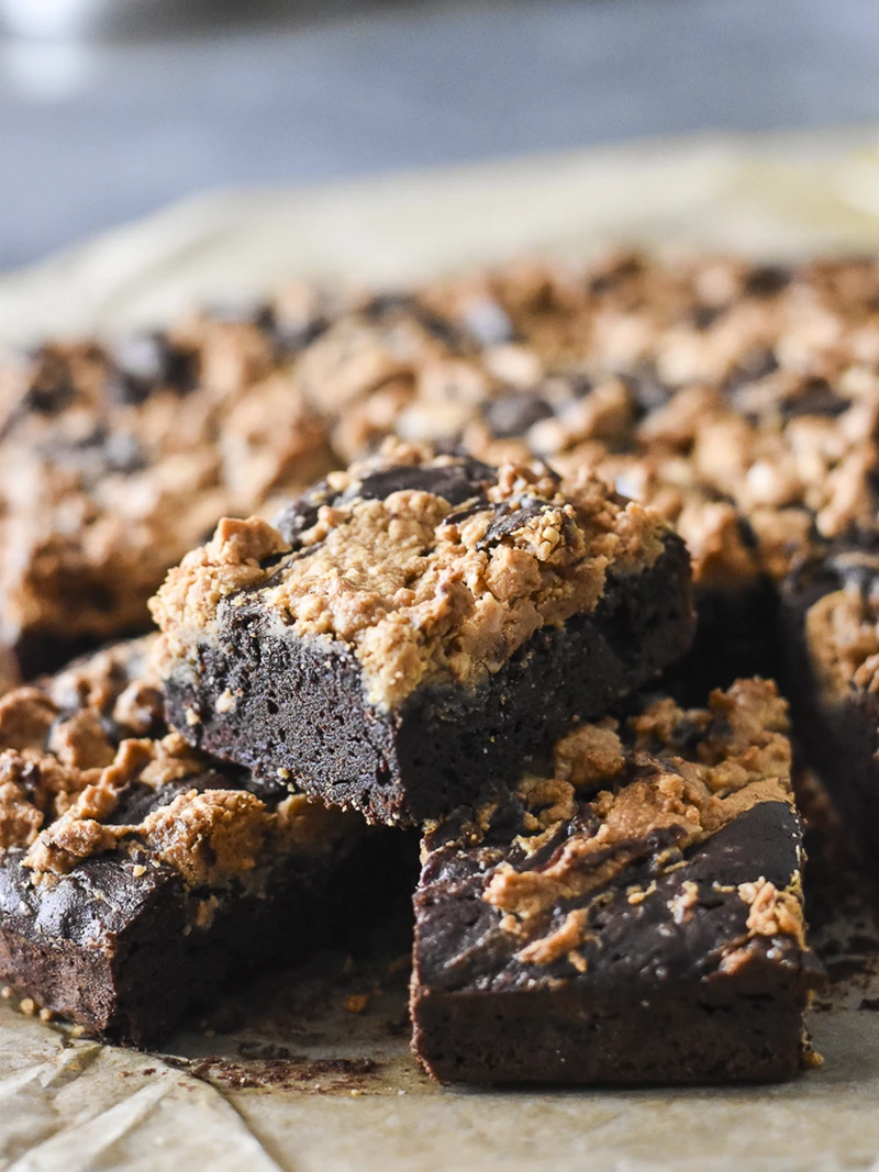 Brownie z masłem orzechowym