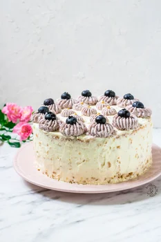 Tort Biały Michałek Z Żelką Borówkową